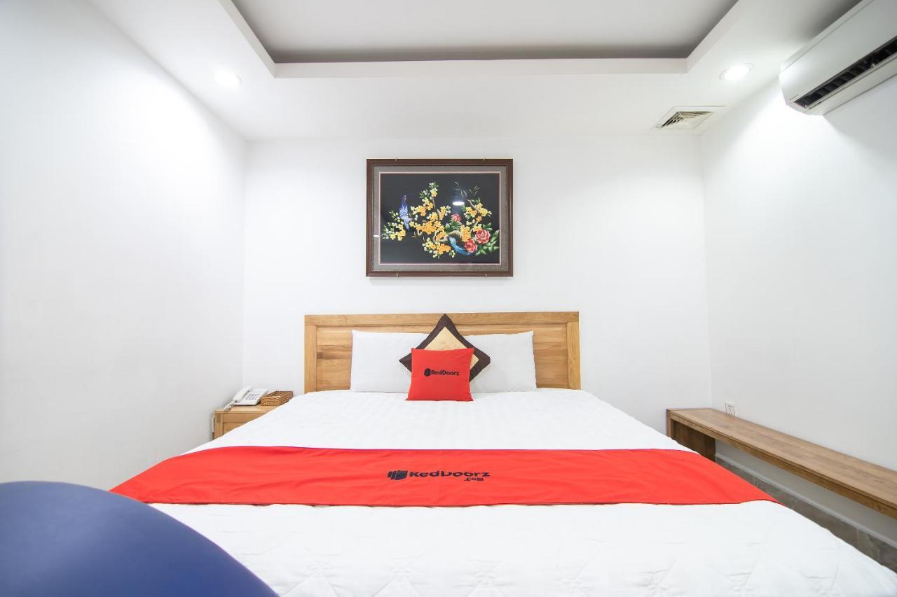 Reddoorz Plus New Sun Hotel Ho-Chi-Minh-Stadt Exterior foto