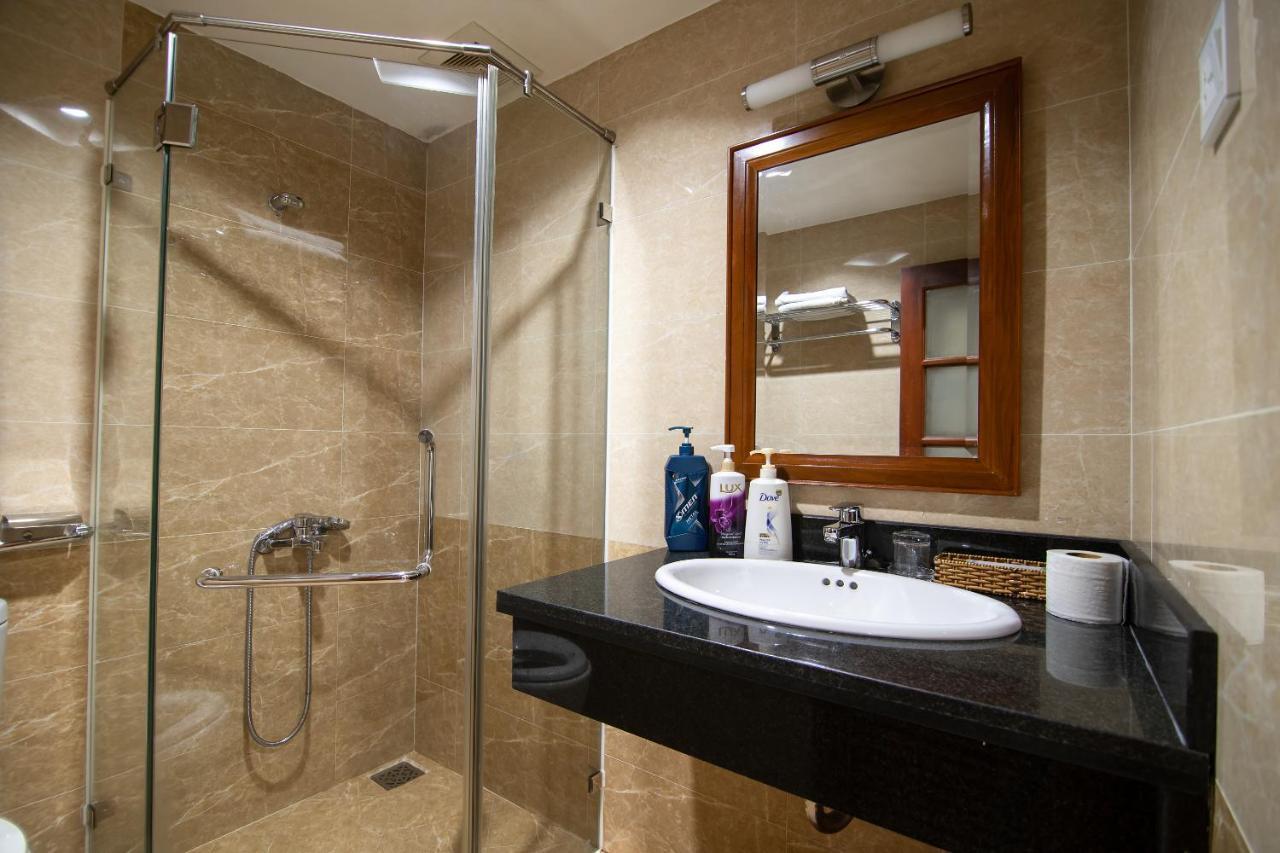 Reddoorz Plus New Sun Hotel Ho-Chi-Minh-Stadt Exterior foto