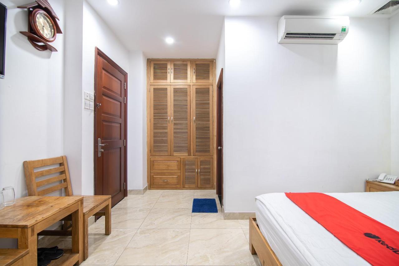 Reddoorz Plus New Sun Hotel Ho-Chi-Minh-Stadt Exterior foto